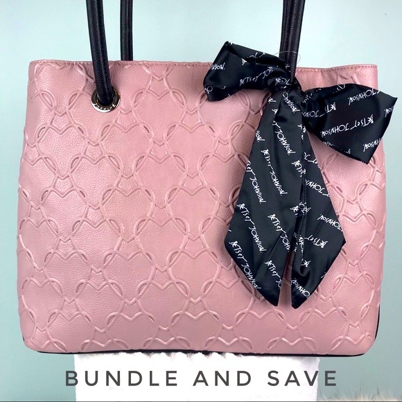Betsey Johnson Handbags - Betsey Johnson Tote